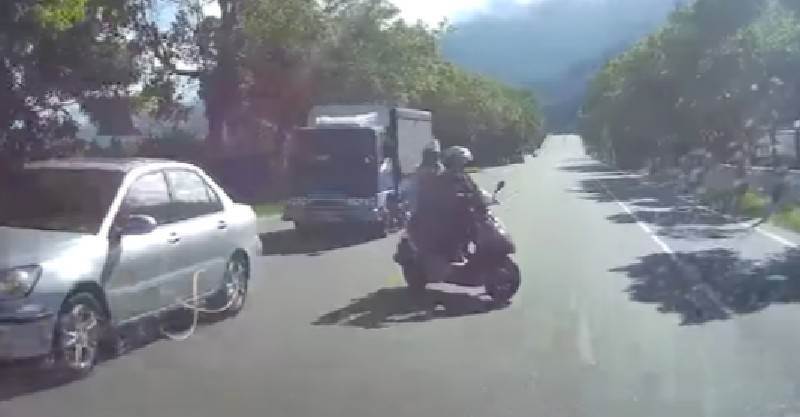 阿嬤違規衝出！駕駛來不及剎車「阿嬤最後走了」…他下跪道歉「遭索賠1096萬」